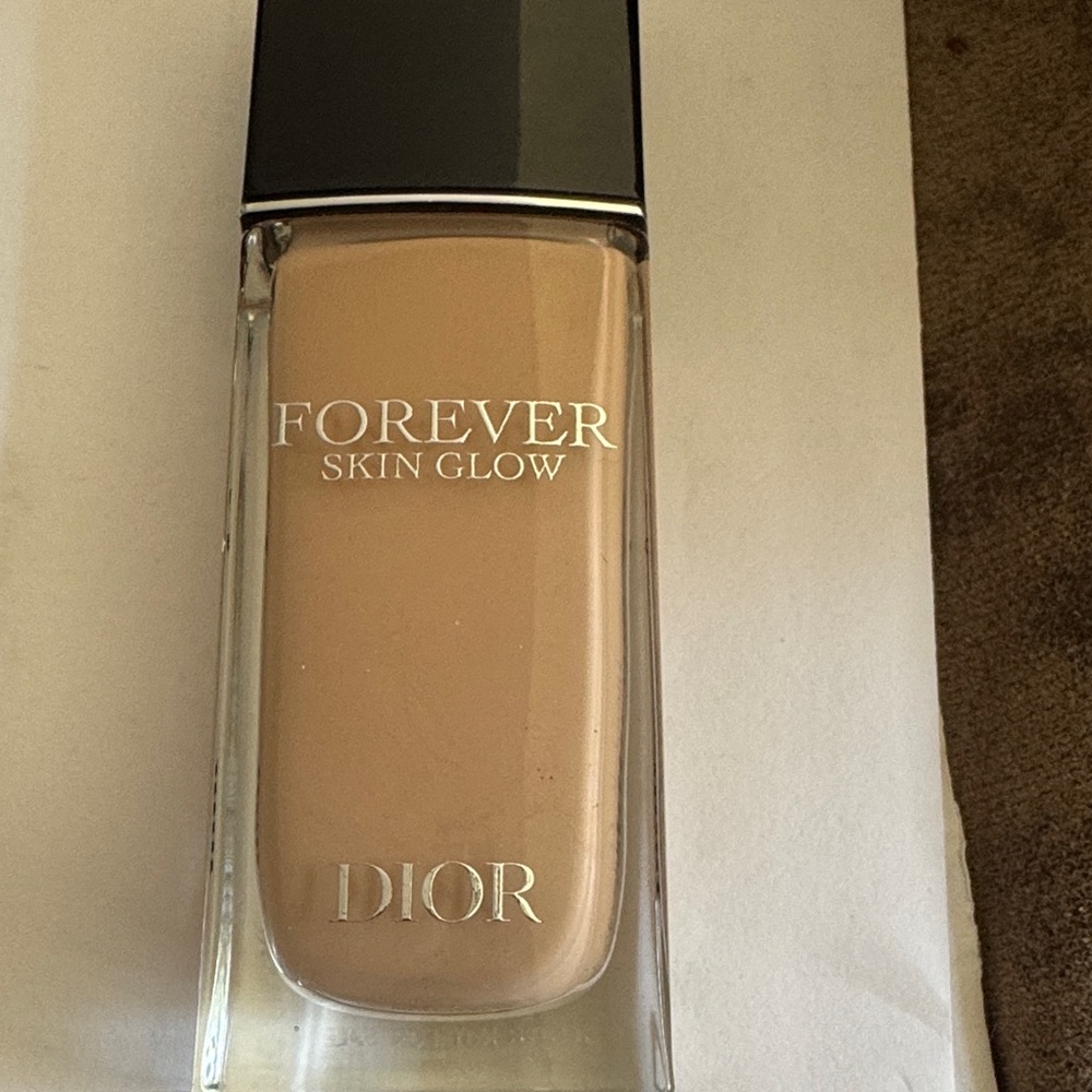 Dior Forever Skin Glow 24H Wear Radiant Foundation - 3C